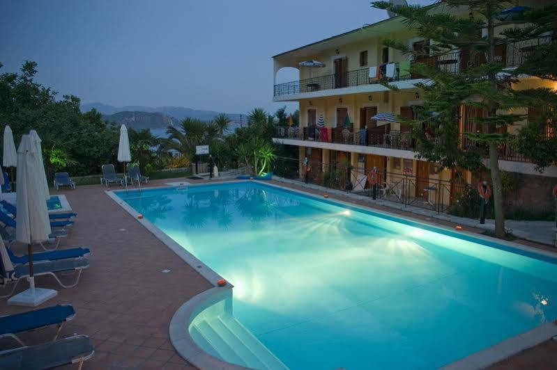 Bella Vista Hotel And Apartments Парга Екстериор снимка